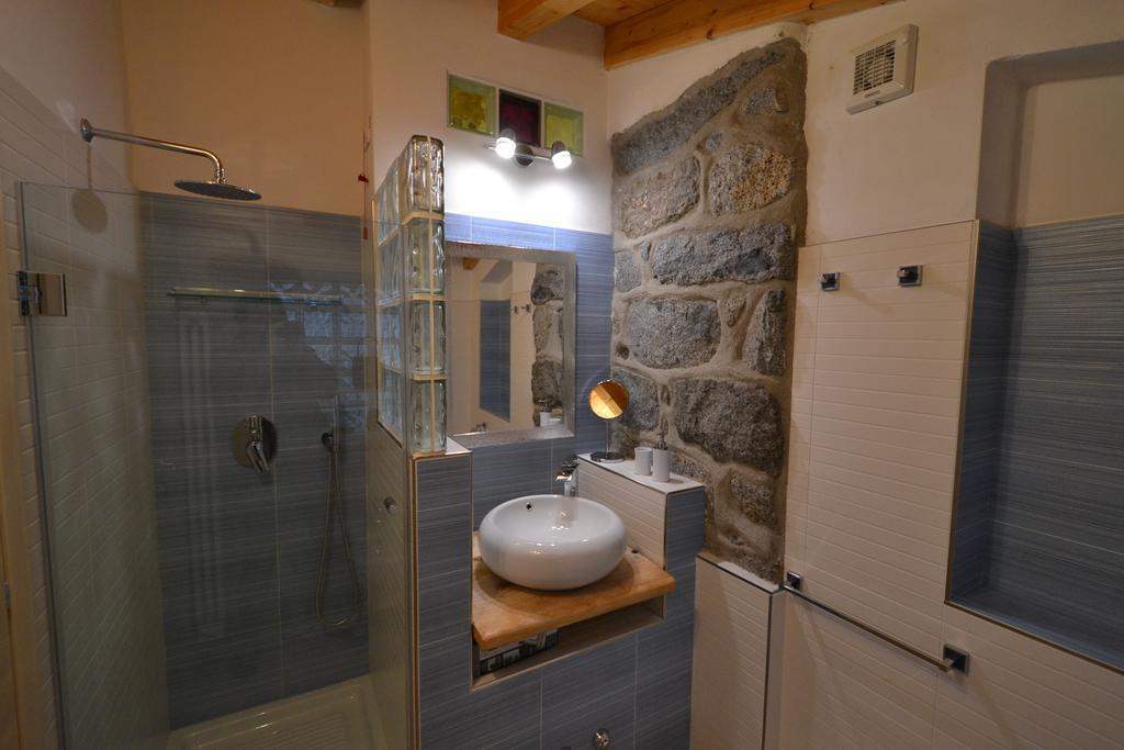 B&B Il Noce Alla Finestra Roe Kamer foto